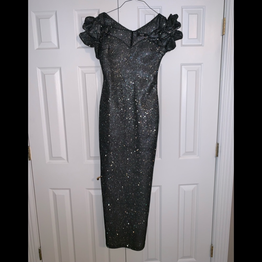 F & P high shimmer plunge maxi dress